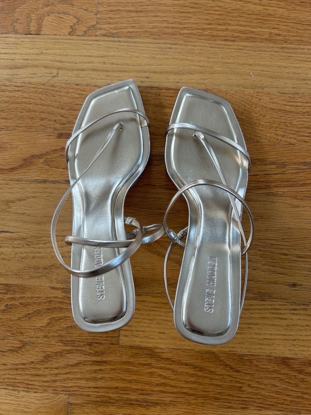 Steve Madden Lock Sandal in Champagne